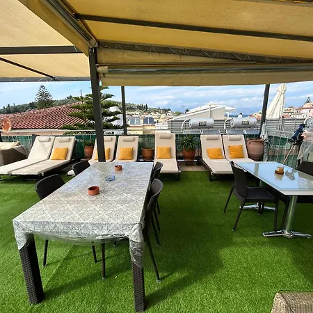 Angela Hotel